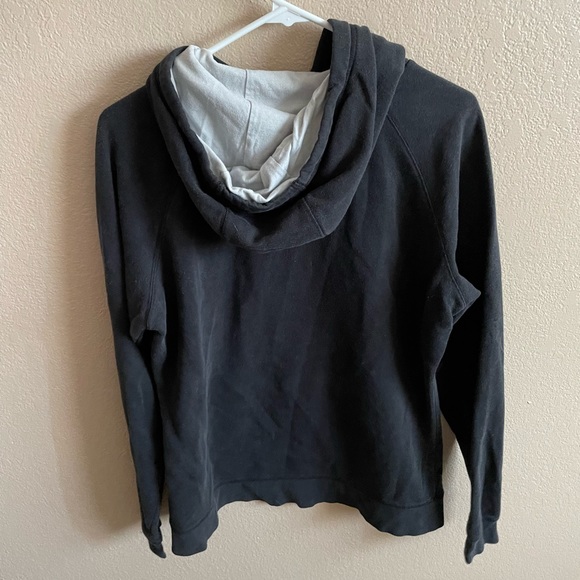 North Face size large sweatshirt - Picture 2 of 4